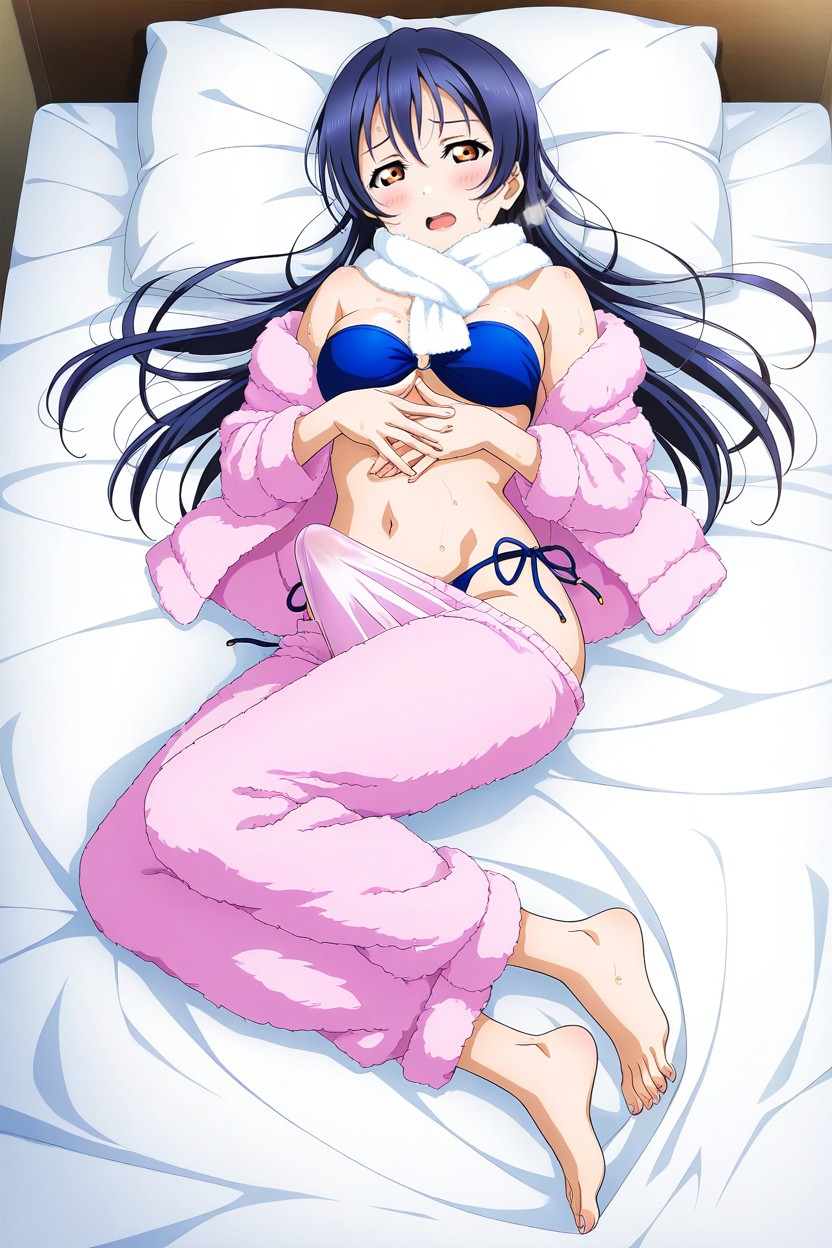 White Fur Scarf, Open Mouth, Lying On Back Porno IA